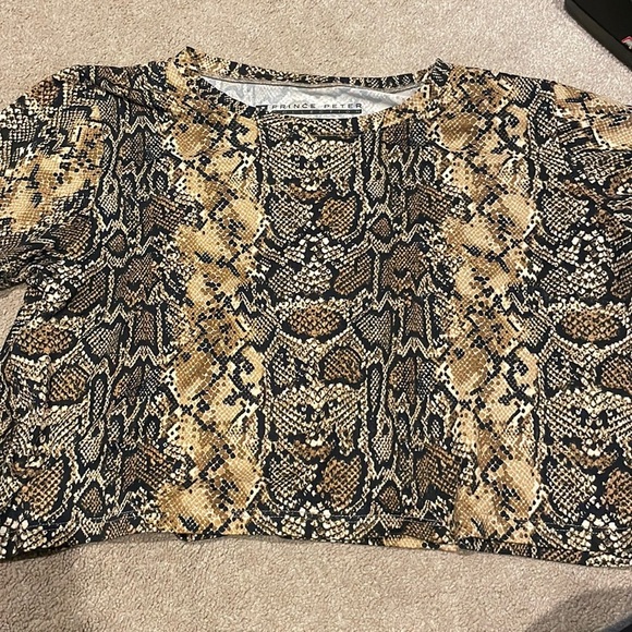 Prince Peter Collection Snake Crop Top Size Small - Picture 2 of 4